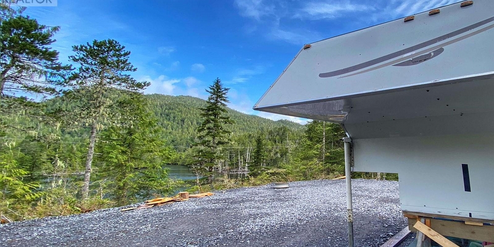 DL 972 16 HIGHWAY Port Edward Photo 23 DL 972 16 HIGHWAY Port Edward Photo 23